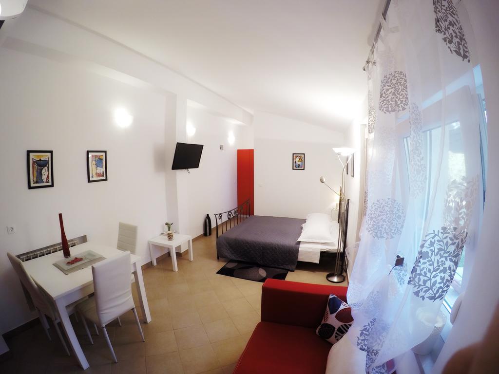 Studio Apartment Adriana Poreč Exterior foto